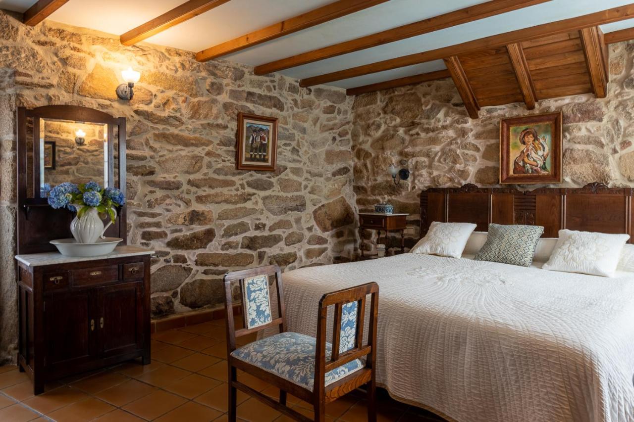 Os Miguelinos Guest House Catoira Exterior photo