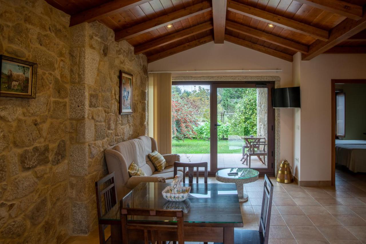Os Miguelinos Guest House Catoira Exterior photo