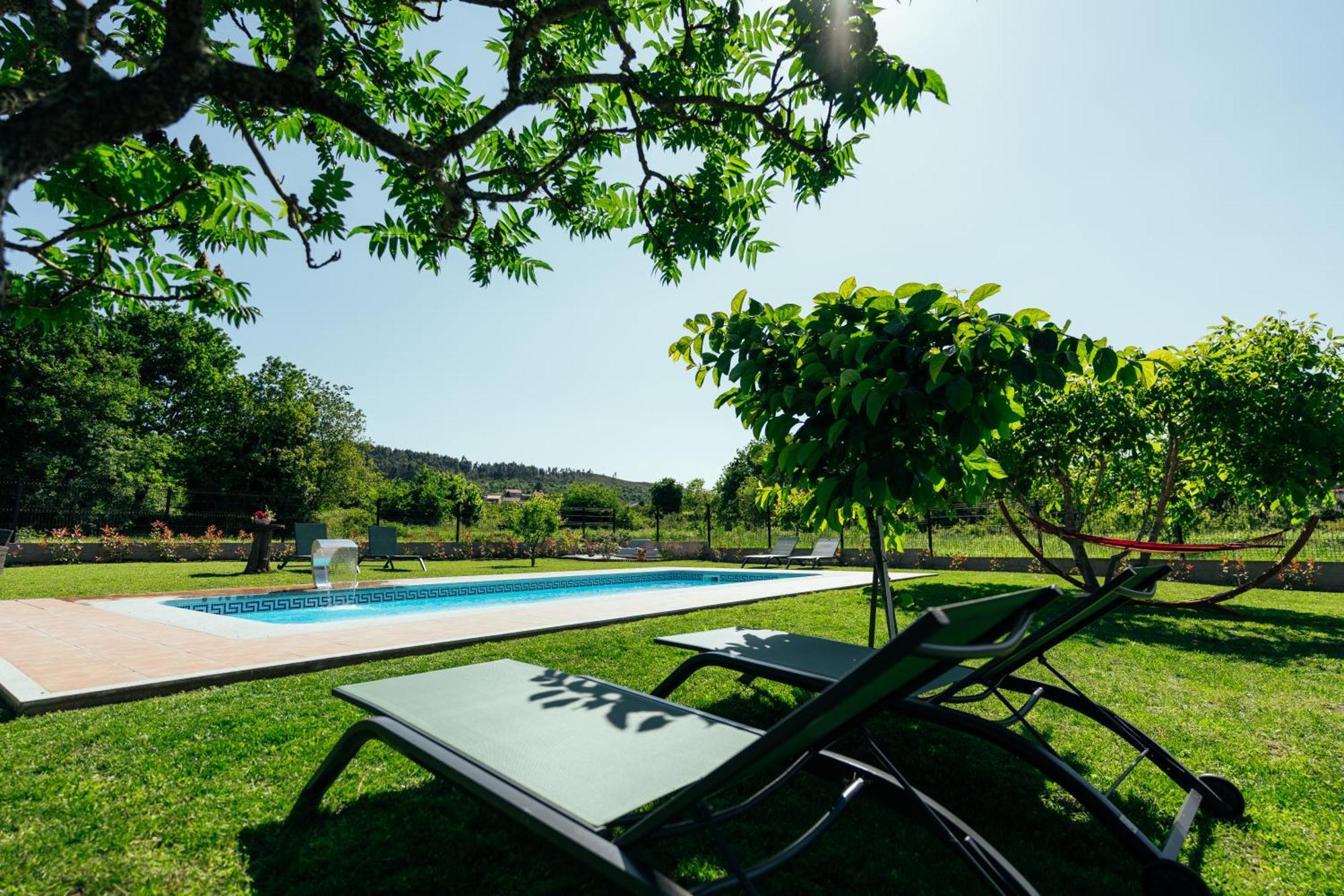 Os Miguelinos Guest House Catoira Exterior photo